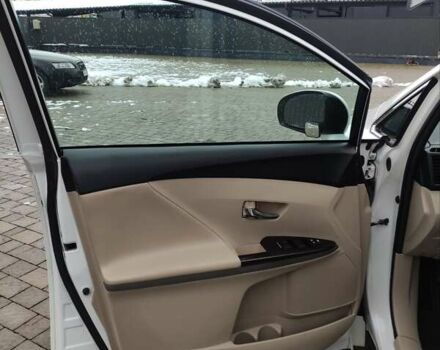 Белый Тойота Венза, объемом двигателя 2.67 л и пробегом 160 тыс. км за 13950 $, фото 27 на Automoto.ua