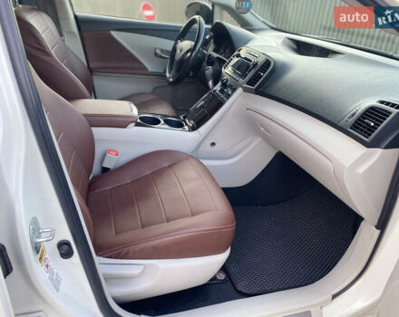 Белый Тойота Венза, объемом двигателя 2.7 л и пробегом 260 тыс. км за 11700 $, фото 19 на Automoto.ua