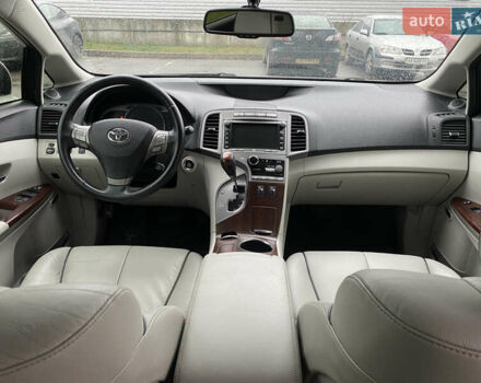Белый Тойота Венза, объемом двигателя 2.7 л и пробегом 165 тыс. км за 12500 $, фото 27 на Automoto.ua