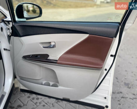 Белый Тойота Венза, объемом двигателя 2.7 л и пробегом 260 тыс. км за 11700 $, фото 20 на Automoto.ua