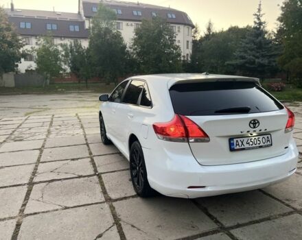 Белый Тойота Венза, объемом двигателя 2.7 л и пробегом 172 тыс. км за 12500 $, фото 5 на Automoto.ua