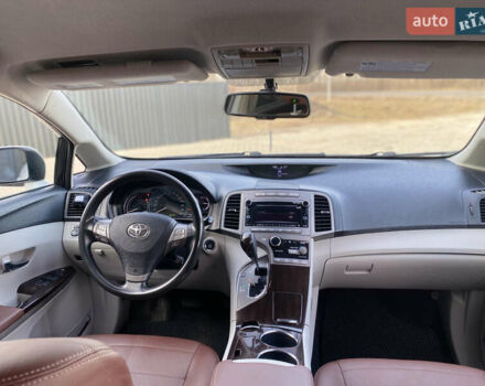 Белый Тойота Венза, объемом двигателя 2.7 л и пробегом 260 тыс. км за 11700 $, фото 16 на Automoto.ua