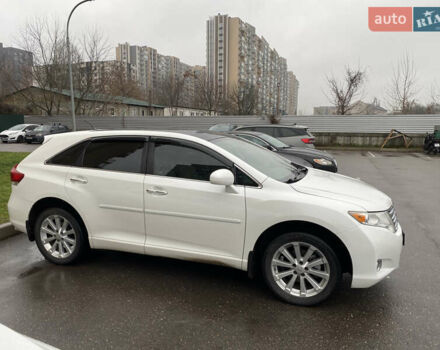 Белый Тойота Венза, объемом двигателя 2.7 л и пробегом 165 тыс. км за 12500 $, фото 9 на Automoto.ua