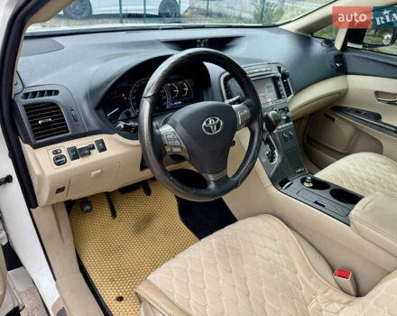 Білий Тойота Венза, об'ємом двигуна 3.46 л та пробігом 199 тис. км за 13500 $, фото 10 на Automoto.ua