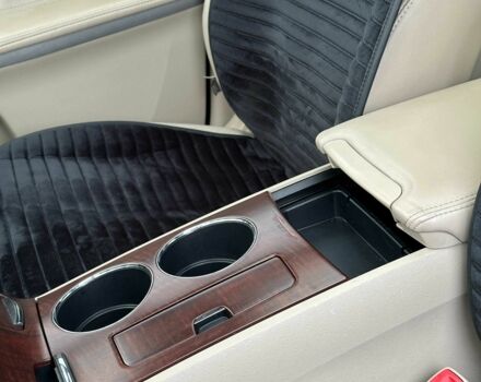 Білий Тойота Венза, об'ємом двигуна 2.7 л та пробігом 174 тис. км за 12500 $, фото 19 на Automoto.ua