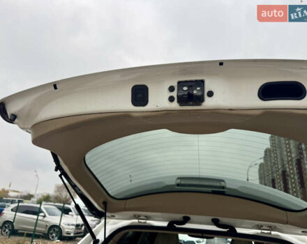 Білий Тойота Венза, об'ємом двигуна 3.46 л та пробігом 199 тис. км за 13500 $, фото 38 на Automoto.ua