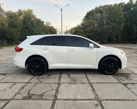 Белый Тойота Венза, объемом двигателя 2.7 л и пробегом 172 тыс. км за 12500 $, фото 2 на Automoto.ua
