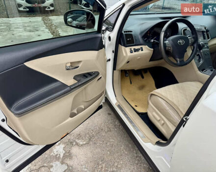 Білий Тойота Венза, об'ємом двигуна 3.46 л та пробігом 199 тис. км за 13500 $, фото 8 на Automoto.ua