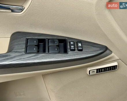 Білий Тойота Венза, об'ємом двигуна 3.46 л та пробігом 199 тис. км за 13500 $, фото 13 на Automoto.ua