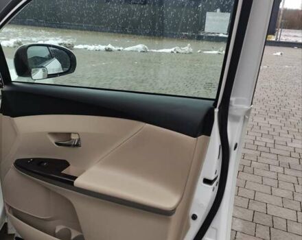 Белый Тойота Венза, объемом двигателя 2.67 л и пробегом 160 тыс. км за 13950 $, фото 36 на Automoto.ua