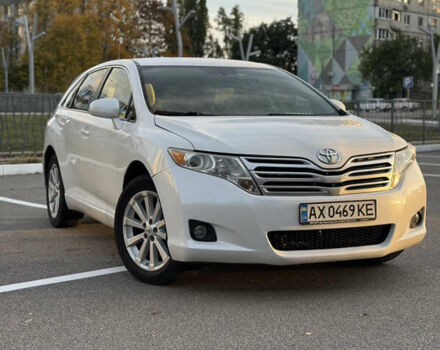 Белый Тойота Венза, объемом двигателя 2.7 л и пробегом 240 тыс. км за 11250 $, фото 4 на Automoto.ua