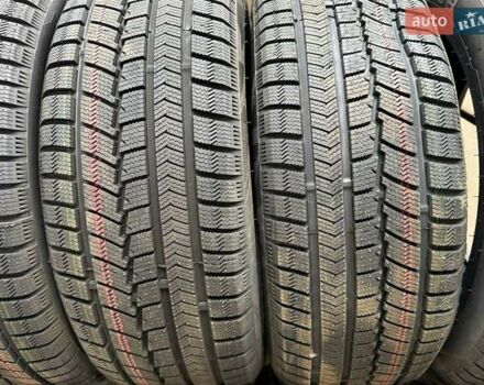 Белый Тойота Венза, объемом двигателя 2.67 л и пробегом 145 тыс. км за 12300 $, фото 23 на Automoto.ua