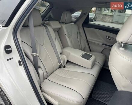 Белый Тойота Венза, объемом двигателя 3.46 л и пробегом 168 тыс. км за 16990 $, фото 10 на Automoto.ua