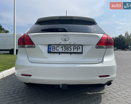 Белый Тойота Венза, объемом двигателя 2.67 л и пробегом 205 тыс. км за 14500 $, фото 5 на Automoto.ua