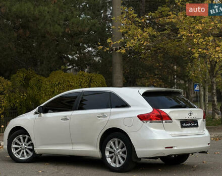 Белый Тойота Венза, объемом двигателя 2.7 л и пробегом 145 тыс. км за 13499 $, фото 4 на Automoto.ua