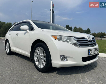 Белый Тойота Венза, объемом двигателя 2.67 л и пробегом 205 тыс. км за 14500 $, фото 2 на Automoto.ua