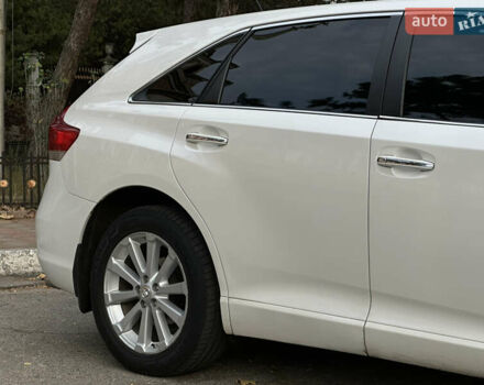 Белый Тойота Венза, объемом двигателя 2.7 л и пробегом 145 тыс. км за 13499 $, фото 7 на Automoto.ua