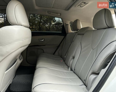 Белый Тойота Венза, объемом двигателя 2.7 л и пробегом 145 тыс. км за 13499 $, фото 21 на Automoto.ua