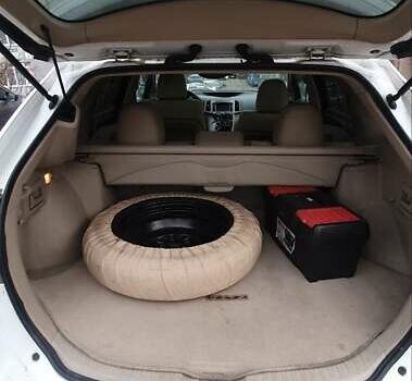 Білий Тойота Венза, об'ємом двигуна 2.7 л та пробігом 150 тис. км за 11000 $, фото 6 на Automoto.ua