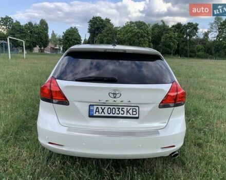 Белый Тойота Венза, объемом двигателя 2.69 л и пробегом 164 тыс. км за 15999 $, фото 1 на Automoto.ua