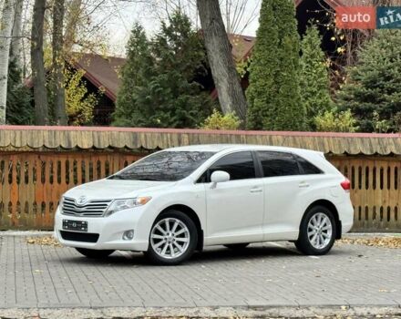 Белый Тойота Венза, объемом двигателя 2.7 л и пробегом 107 тыс. км за 16800 $, фото 1 на Automoto.ua