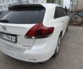 Білий Тойота Венза, об'ємом двигуна 2.7 л та пробігом 150 тис. км за 11000 $, фото 2 на Automoto.ua