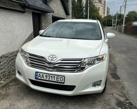 Белый Тойота Венза, объемом двигателя 2.7 л и пробегом 190 тыс. км за 12800 $, фото 2 на Automoto.ua