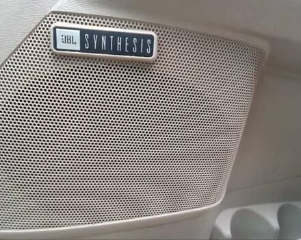 Білий Тойота Венза, об'ємом двигуна 2.7 л та пробігом 150 тис. км за 11000 $, фото 5 на Automoto.ua