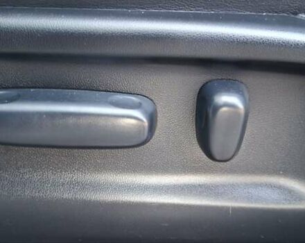 Белый Тойота Венза, объемом двигателя 2.7 л и пробегом 215 тыс. км за 13700 $, фото 14 на Automoto.ua