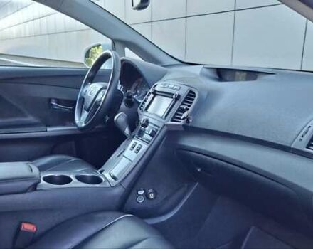 Белый Тойота Венза, объемом двигателя 2.7 л и пробегом 215 тыс. км за 13700 $, фото 7 на Automoto.ua