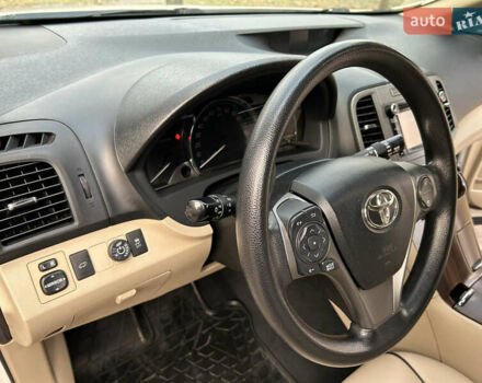 Білий Тойота Венза, об'ємом двигуна 3.46 л та пробігом 240 тис. км за 15300 $, фото 12 на Automoto.ua