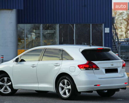 Белый Тойота Венза, объемом двигателя 2.7 л и пробегом 125 тыс. км за 14300 $, фото 1 на Automoto.ua