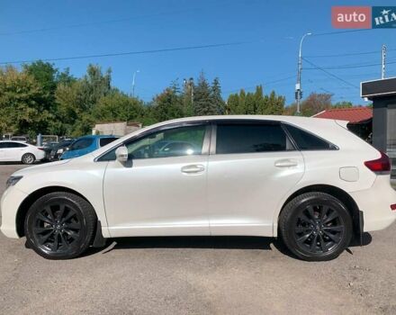 Белый Тойота Венза, объемом двигателя 2.7 л и пробегом 201 тыс. км за 14890 $, фото 7 на Automoto.ua