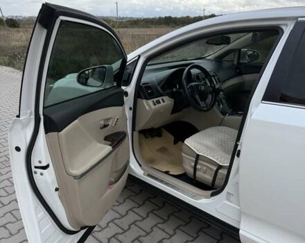 Белый Тойота Венза, объемом двигателя 2.67 л и пробегом 237 тыс. км за 18000 $, фото 11 на Automoto.ua