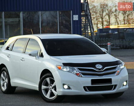 Белый Тойота Венза, объемом двигателя 2.7 л и пробегом 125 тыс. км за 14300 $, фото 2 на Automoto.ua