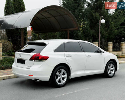 Білий Тойота Венза, об'ємом двигуна 2.7 л та пробігом 125 тис. км за 14700 $, фото 1 на Automoto.ua