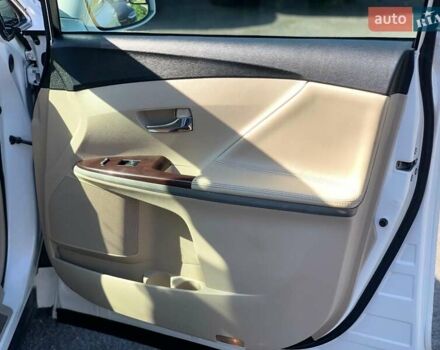 Белый Тойота Венза, объемом двигателя 2.7 л и пробегом 201 тыс. км за 14890 $, фото 23 на Automoto.ua