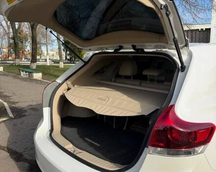 Белый Тойота Венза, объемом двигателя 2.7 л и пробегом 137 тыс. км за 17000 $, фото 9 на Automoto.ua