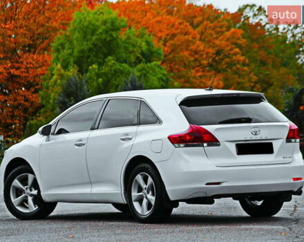 Белый Тойота Венза, объемом двигателя 2.7 л и пробегом 127 тыс. км за 15300 $, фото 1 на Automoto.ua