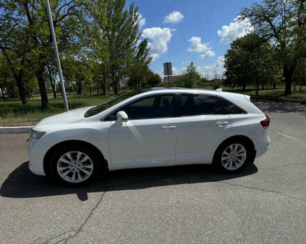 Белый Тойота Венза, объемом двигателя 2.7 л и пробегом 148 тыс. км за 17800 $, фото 4 на Automoto.ua