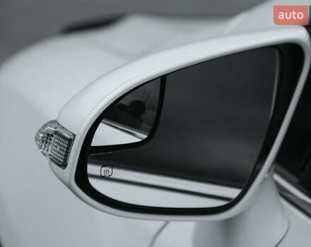 Белый Тойота Венза, объемом двигателя 2.7 л и пробегом 127 тыс. км за 15300 $, фото 8 на Automoto.ua