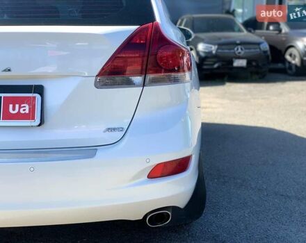 Белый Тойота Венза, объемом двигателя 2.7 л и пробегом 201 тыс. км за 14890 $, фото 11 на Automoto.ua