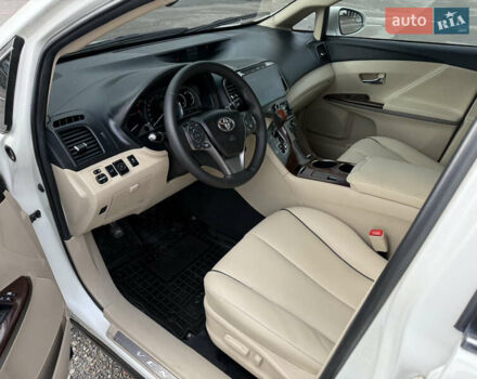 Белый Тойота Венза, объемом двигателя 2.7 л и пробегом 127 тыс. км за 15300 $, фото 9 на Automoto.ua