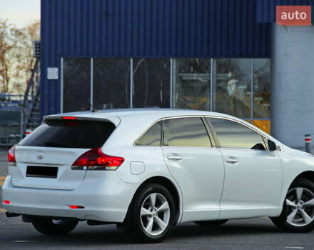 Белый Тойота Венза, объемом двигателя 2.7 л и пробегом 125 тыс. км за 14300 $, фото 4 на Automoto.ua