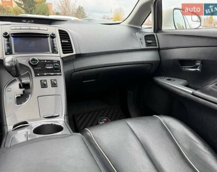 Белый Тойота Венза, объемом двигателя 2.67 л и пробегом 118 тыс. км за 17700 $, фото 19 на Automoto.ua