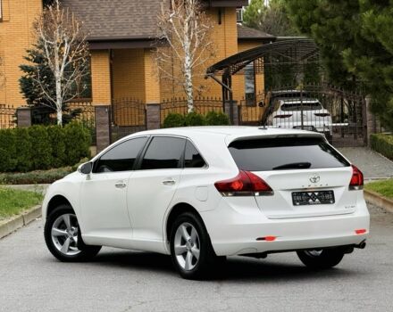 Белый Тойота Венза, объемом двигателя 2.7 л и пробегом 127 тыс. км за 14800 $, фото 1 на Automoto.ua