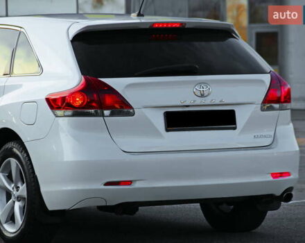 Белый Тойота Венза, объемом двигателя 2.7 л и пробегом 125 тыс. км за 14300 $, фото 5 на Automoto.ua