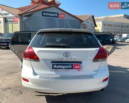 Белый Тойота Венза, объемом двигателя 2.7 л и пробегом 201 тыс. км за 14890 $, фото 18 на Automoto.ua