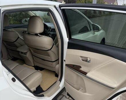 Белый Тойота Венза, объемом двигателя 2.67 л и пробегом 237 тыс. км за 18000 $, фото 8 на Automoto.ua