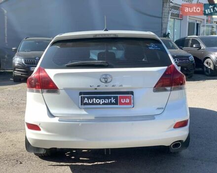 Белый Тойота Венза, объемом двигателя 2.7 л и пробегом 201 тыс. км за 14890 $, фото 5 на Automoto.ua